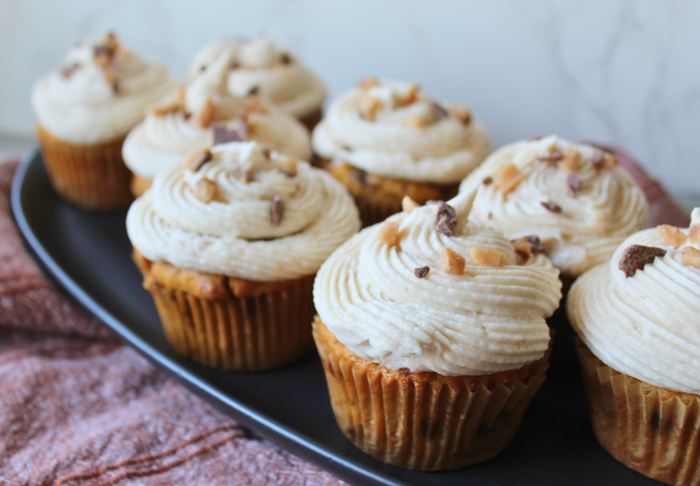 Toffee Pumpkin Cupcakes Recipe Easy Fall Desserts Caramel Crunch Pumpkin Cake Pumpkin Spice Cupcakes with Cinnamon Cream Cheese Frosting My Farmhouse Table